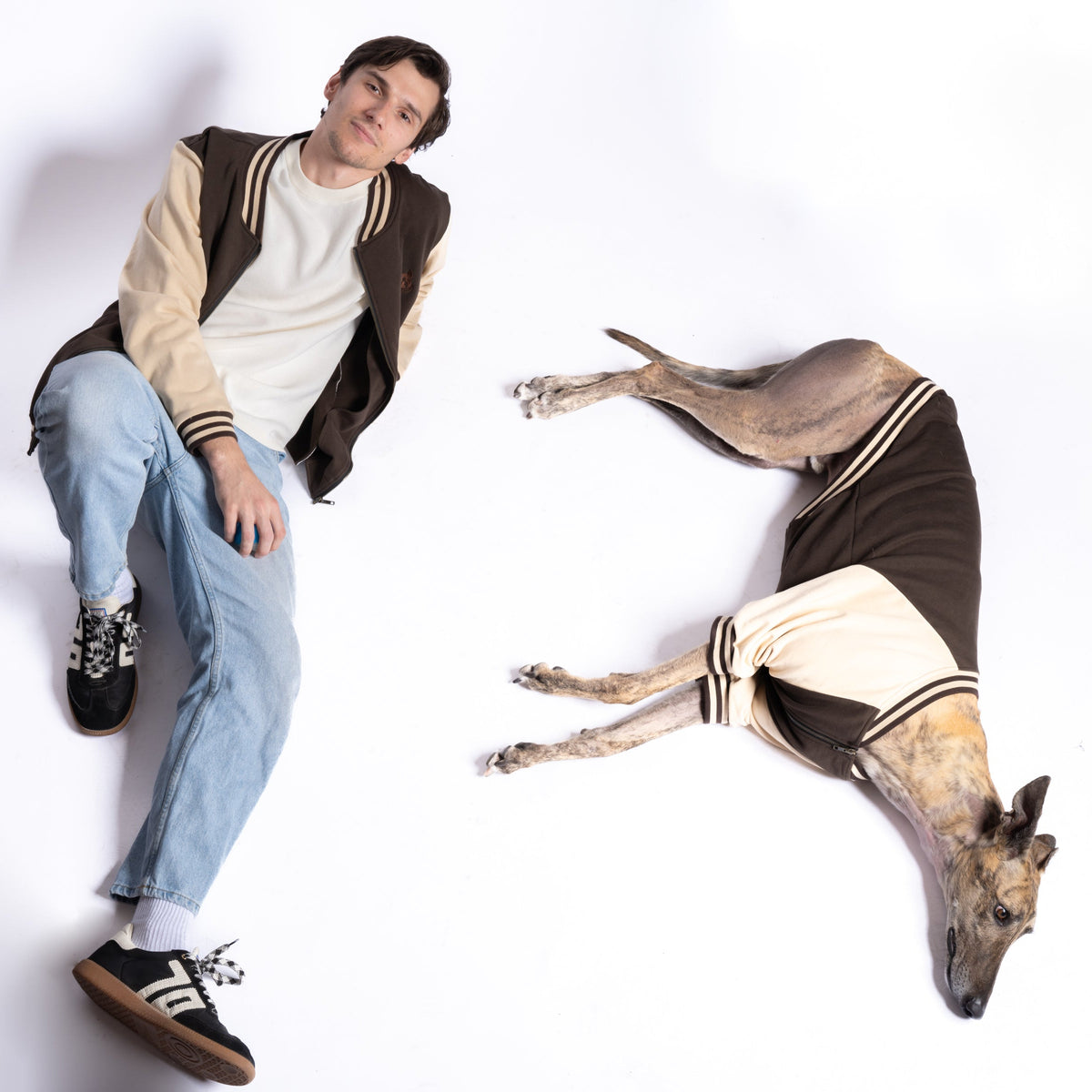 Full-Zip Sweatshirt — Espresso